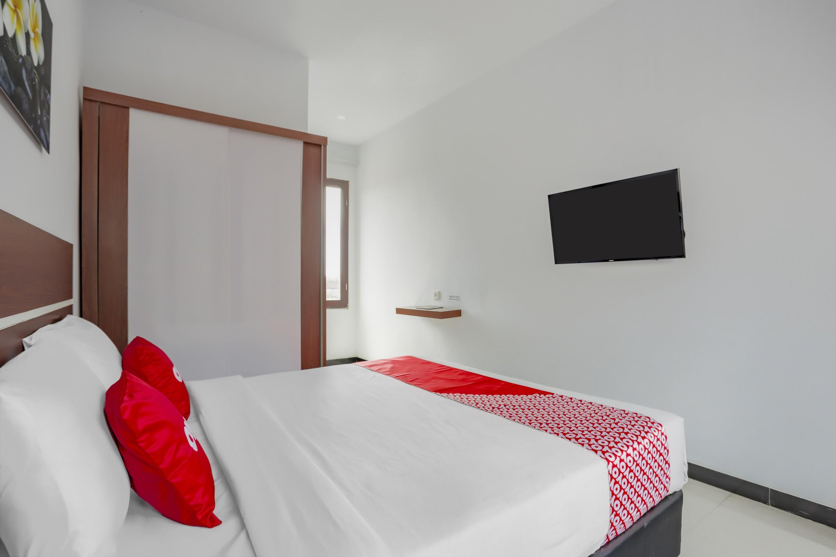 Oyo 3852 Valomia Guest House デンパサール エクステリア 写真